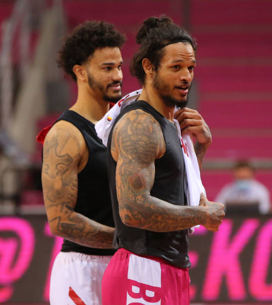 相对而言 相对而言