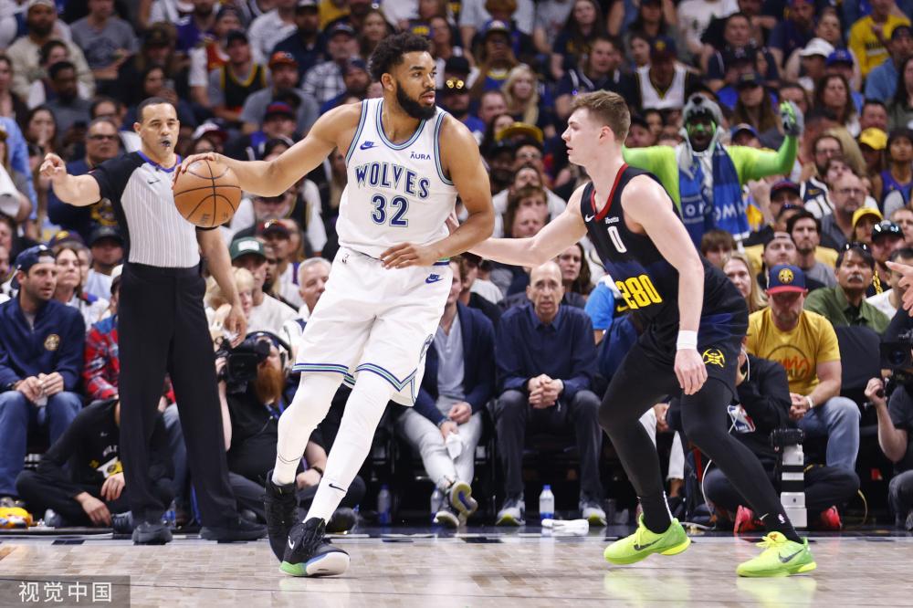 发布会上 发布会上